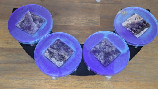 Violet Pillar Coasters — Resin Rounds with Raw Amethyst Slabs (Set of 4)