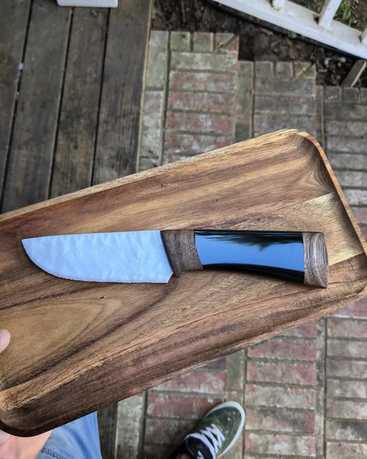 Moonfang – Flintknapped Glass Blade with Shungite Resin & Walnut Handle (Made to Order)