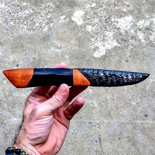 Amber Fang – Black Butter Obsidian Blade with Cherrywood & Resin Handle